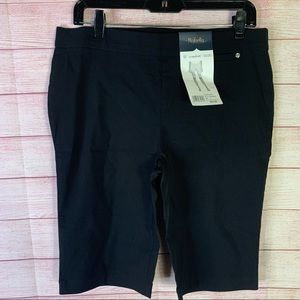Rafaellla NWT Black Shorts Size 12‎